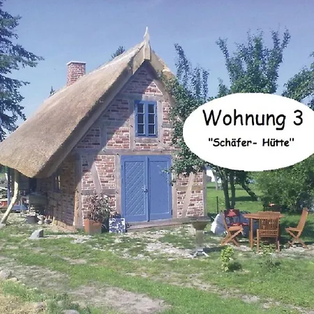 Ferienwohnung Alte Schule Ludwigsburg Loissin Zimmer foto